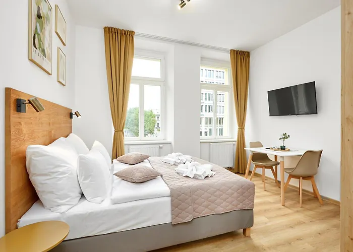 44 Aparthotel 4*
