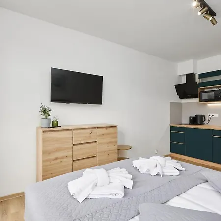 Aparthotel 44 4*