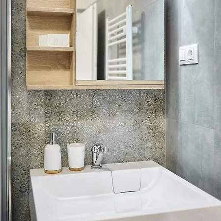 44 Апарт-отель