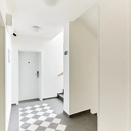 44 Ξενοδοχείο με διαμερίσματα 4*