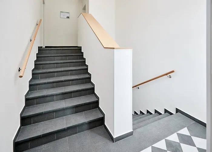 44 Aparthotel 4*